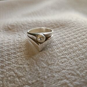 Art Nouveau Unique Style Sterling Silver Genuine Pearl Ring Stamped ND925S